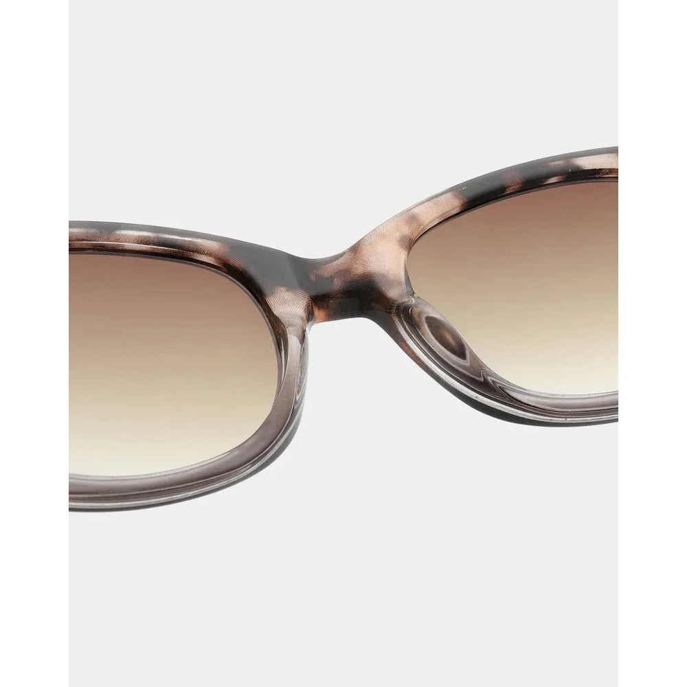 A. Kjaerbede Anma Sunglasses Coquina