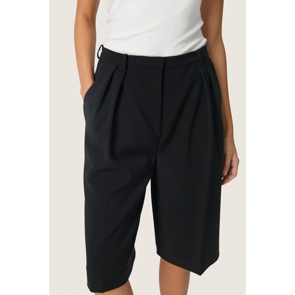 Soaked Malika Shorts Black