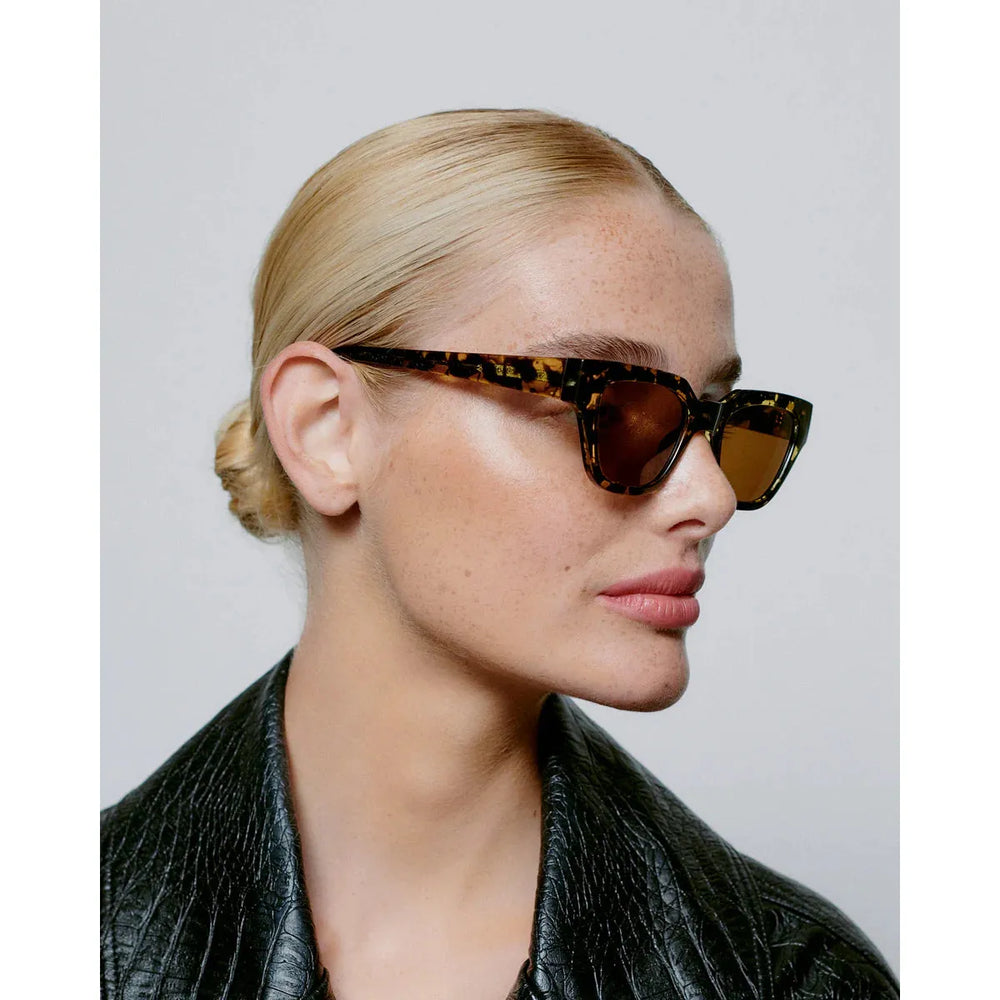 A.Kjaerbede Kaws Sunglasses Black/Yellow Tortoise